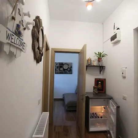 Aura Studio *