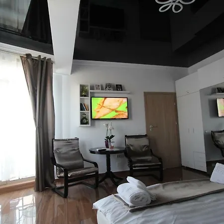 Aura Studio Apartment *